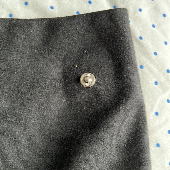 Black vegan leather mini skirt - Picture 6 of 7